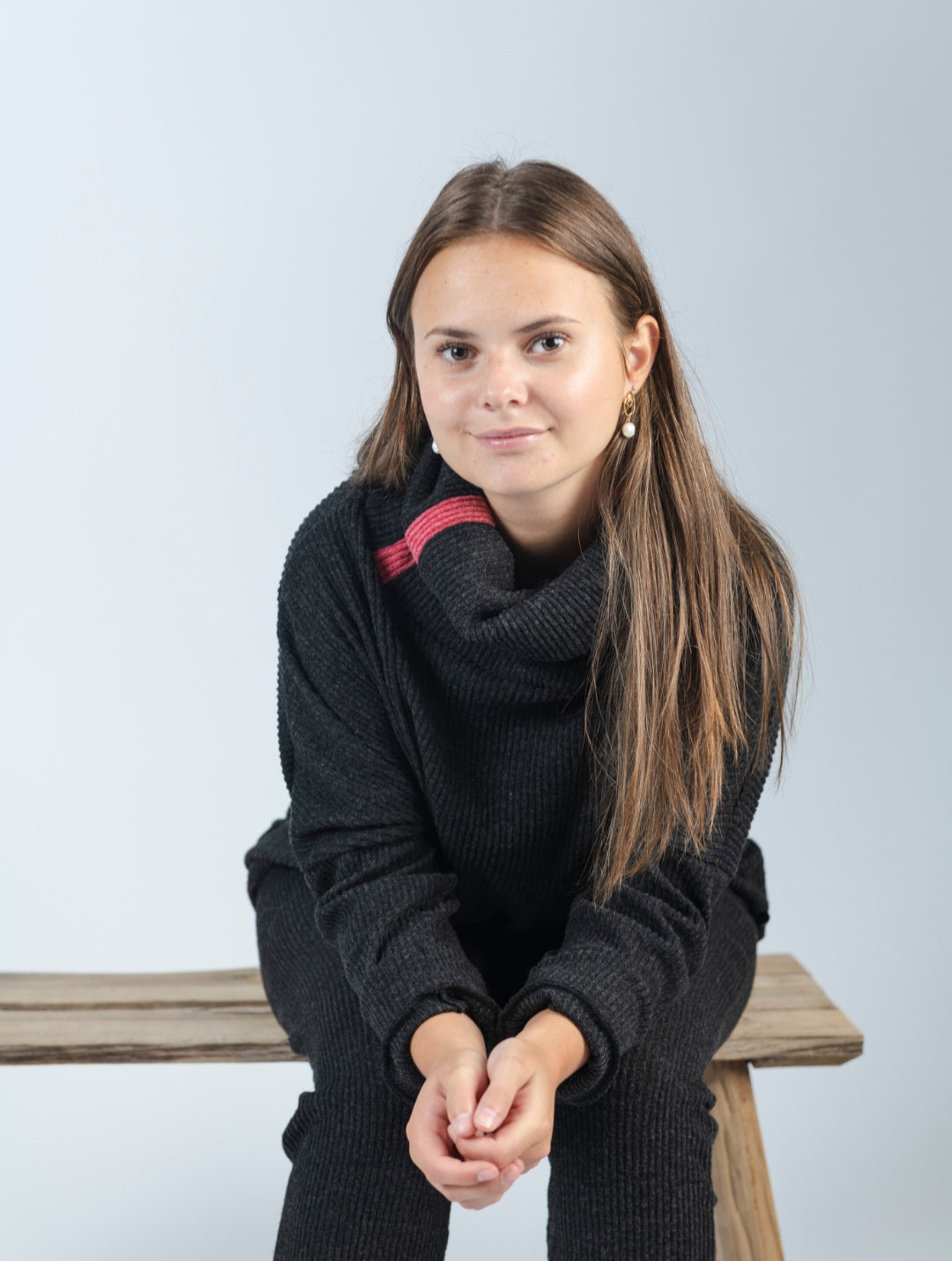 High-neck Pullover A