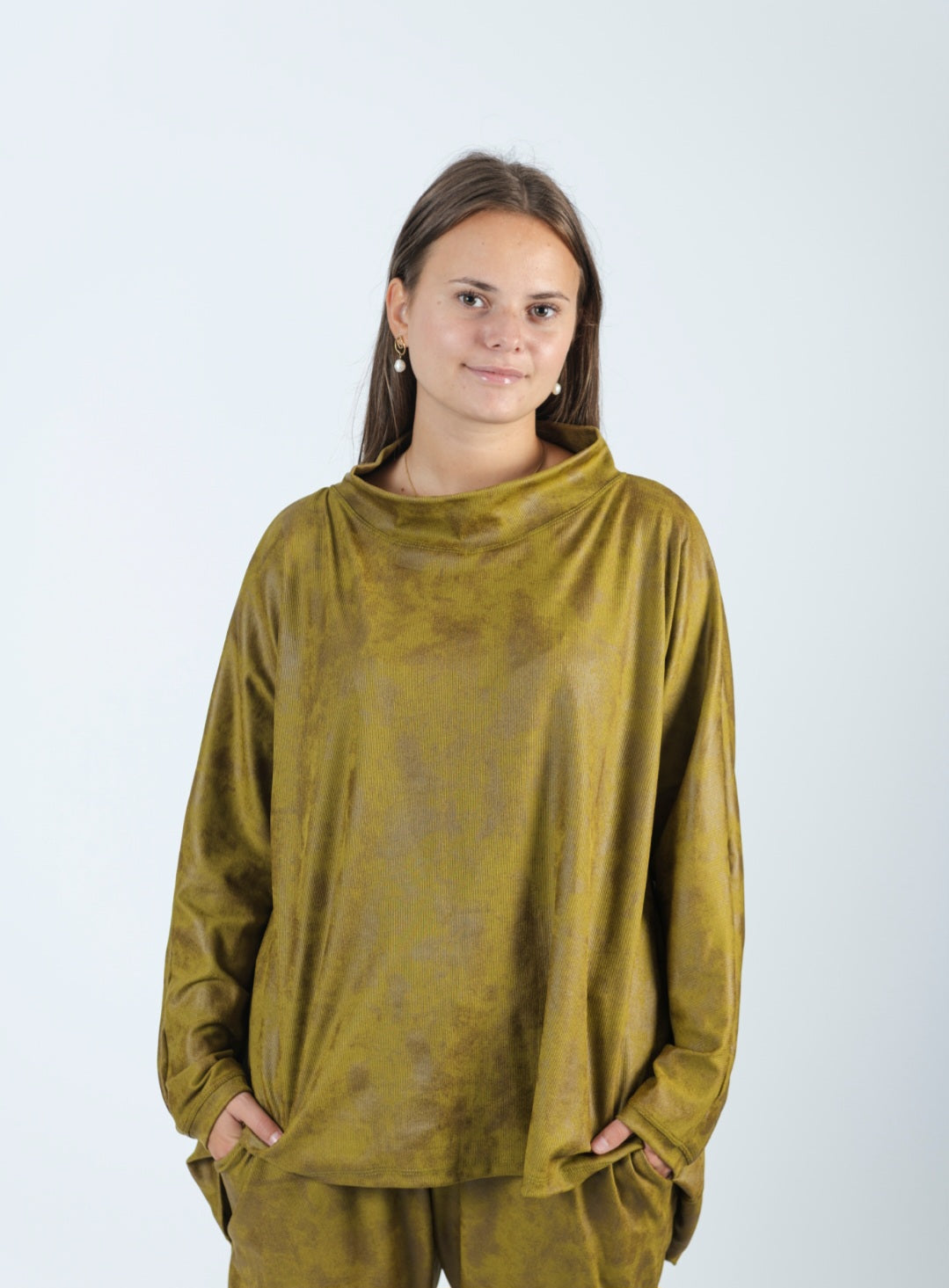Long-sleeved T-Shirt