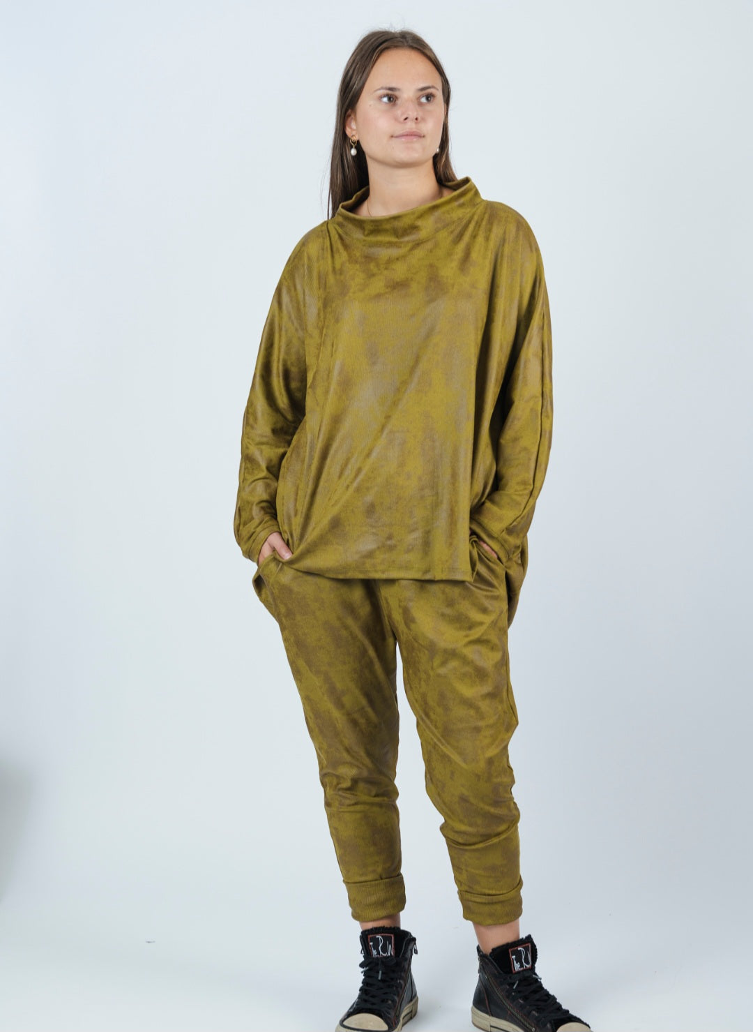 Long-sleeved T-Shirt