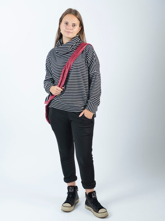 High-neck Pullover BW
